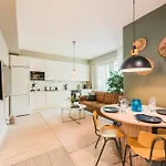 Stylish 2br With Balcony, Free Parking, 24h Shop * Helsinki