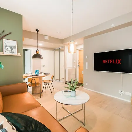 Appartamento Stylish 2br With Balcony, Free Parking, 24h Shop *