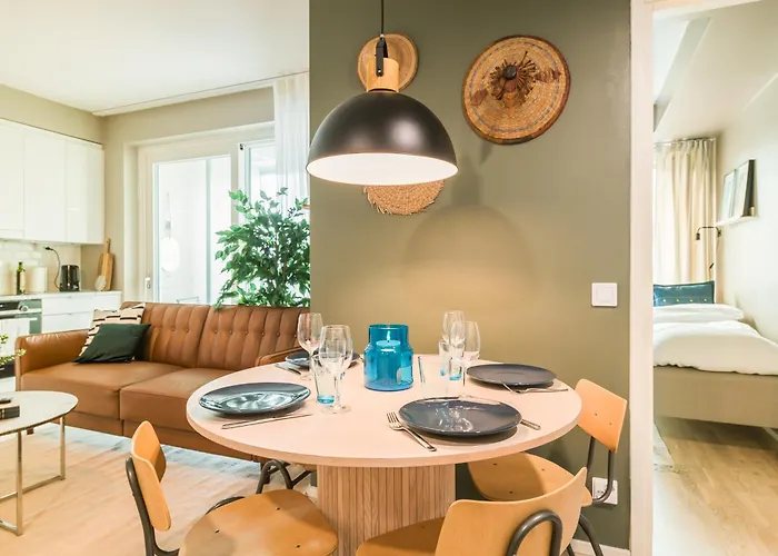 شقة Stylish 2br With Balcony, Free Parking, 24h Shop هلسنكي